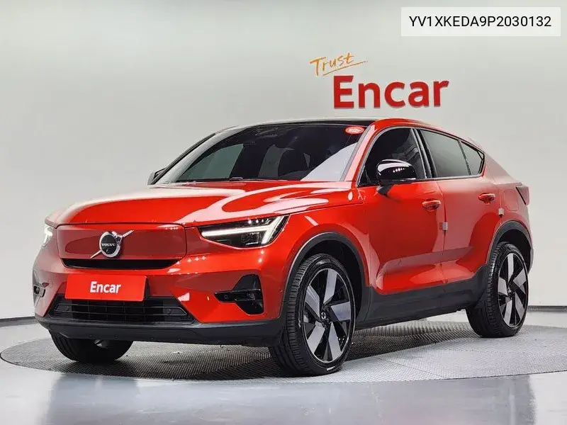 Volvo C40 2022 года выпуска