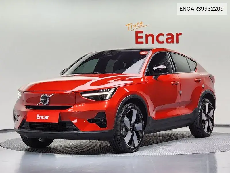 Volvo C40 2022 года выпуска