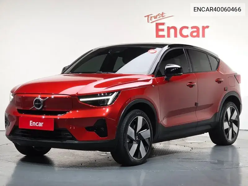 Volvo C40 2022 года выпуска