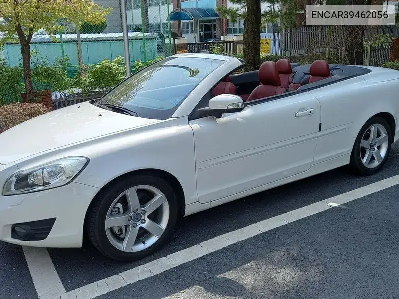 Volvo C70 2011 года выпуска
