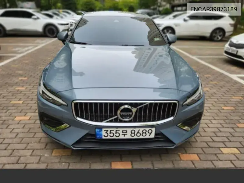 Volvo S60 2022 года выпуска