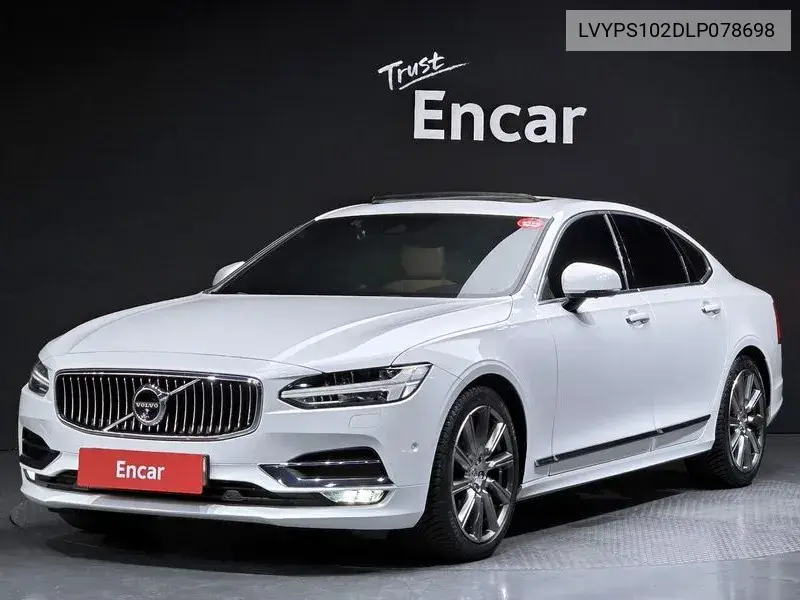 Volvo S90 2019 года выпуска