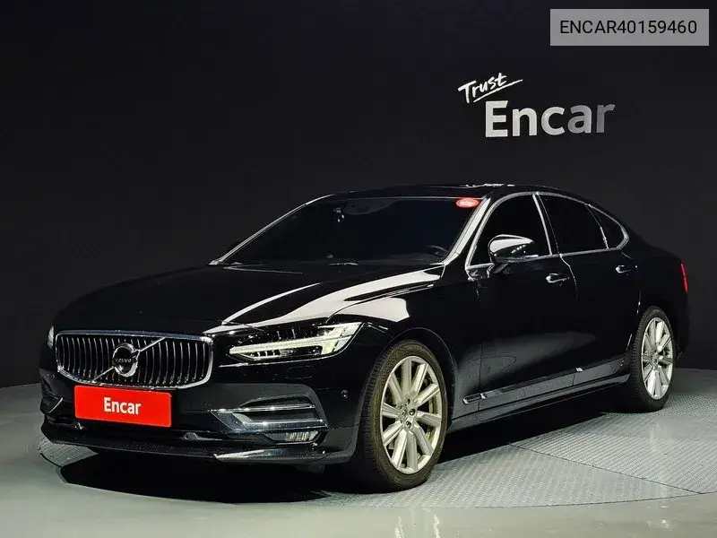 Volvo S90 2019 года выпуска