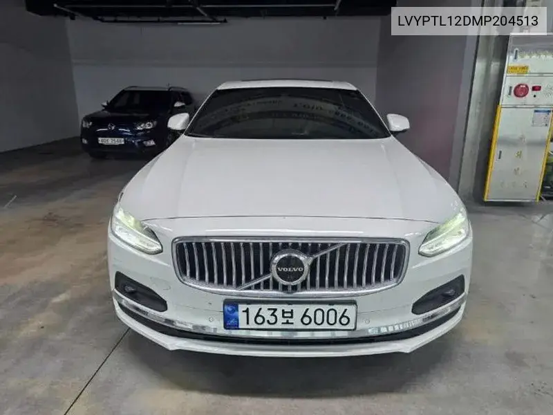 Volvo S90 2020 года выпуска