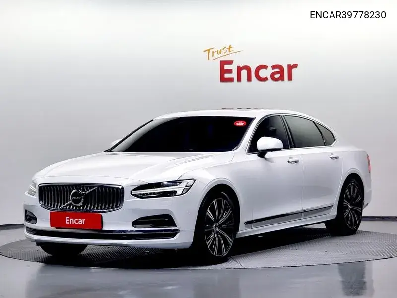 Volvo S90 2021 года выпуска