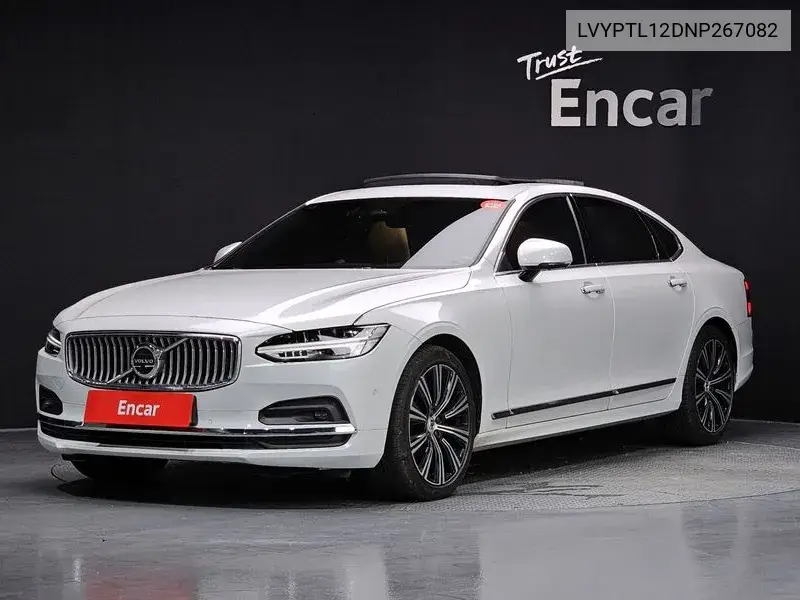 Volvo S90 2022 года выпуска