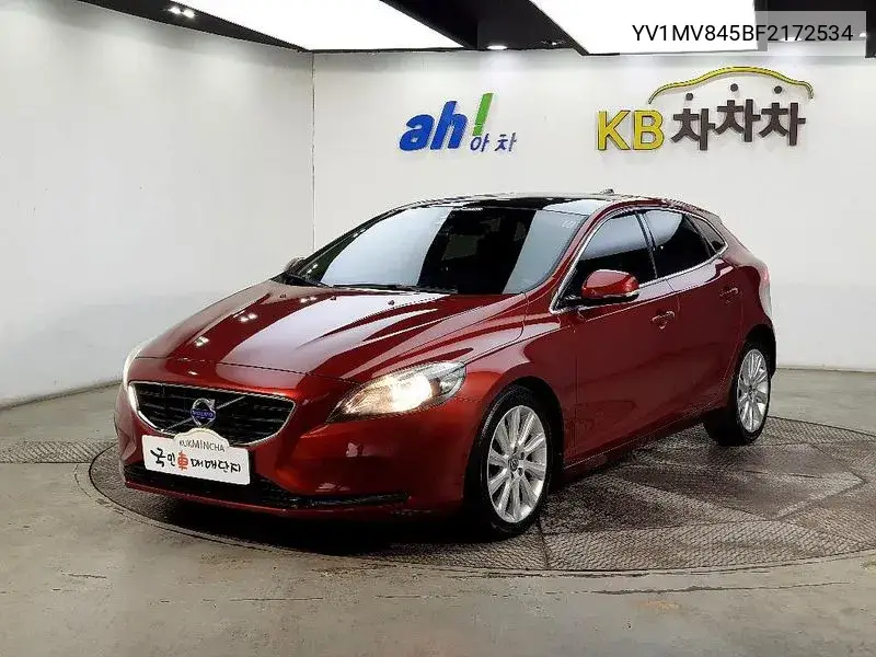 Volvo V40 2014 года выпуска