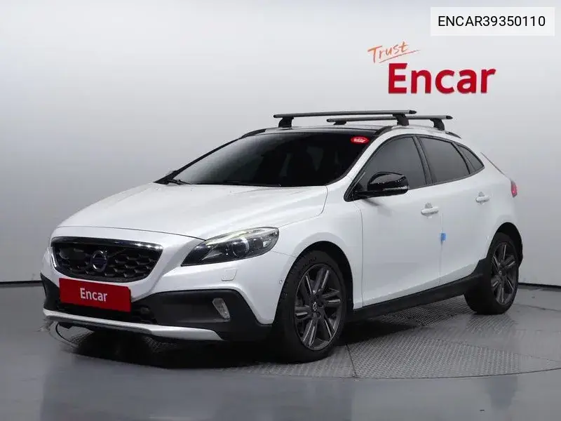 Volvo V40 2015 года выпуска