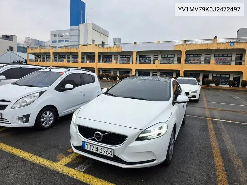 Volvo V40 2017 года выпуска