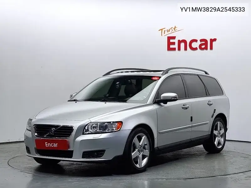Volvo V50 2009 года выпуска