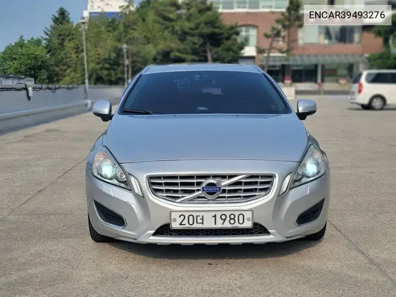 Volvo V60 2012 года выпуска