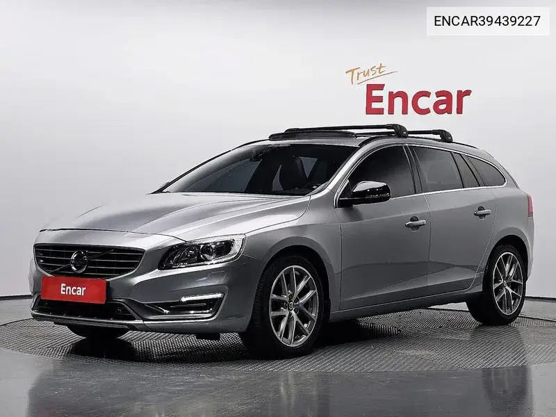 Volvo V60 2015 года выпуска