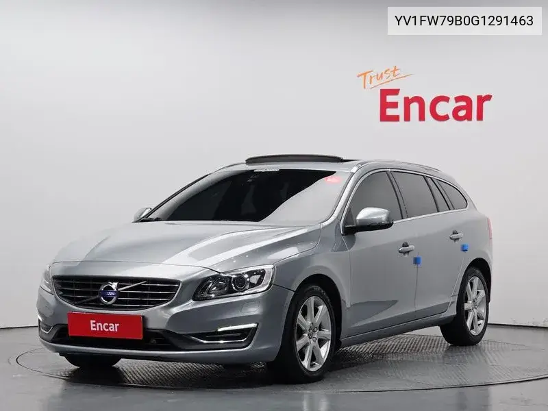 Volvo V60 2015 года выпуска