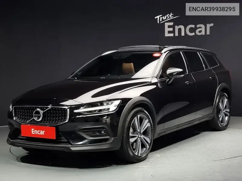 Volvo V60 2020 года выпуска