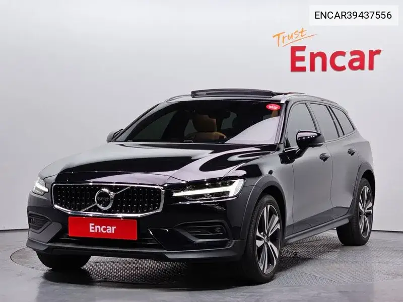 Volvo V60 2021 года выпуска
