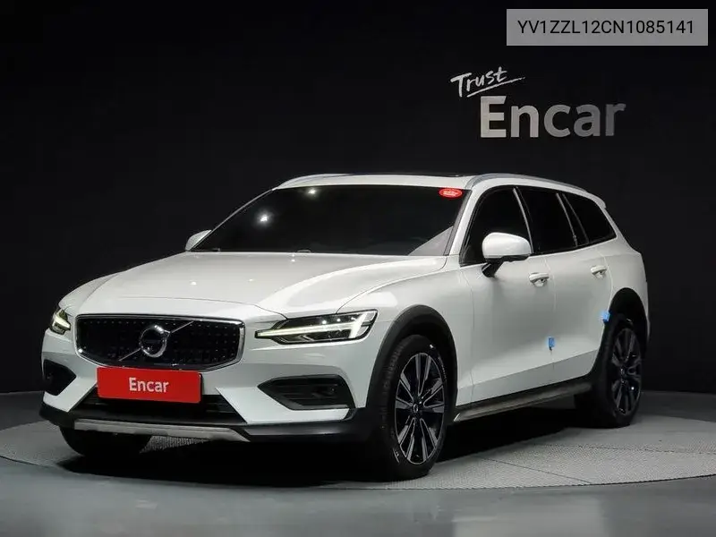 Volvo V60 2021 года выпуска