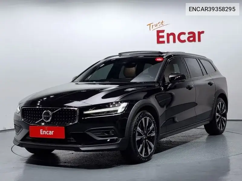Volvo V60 2024 года выпуска
