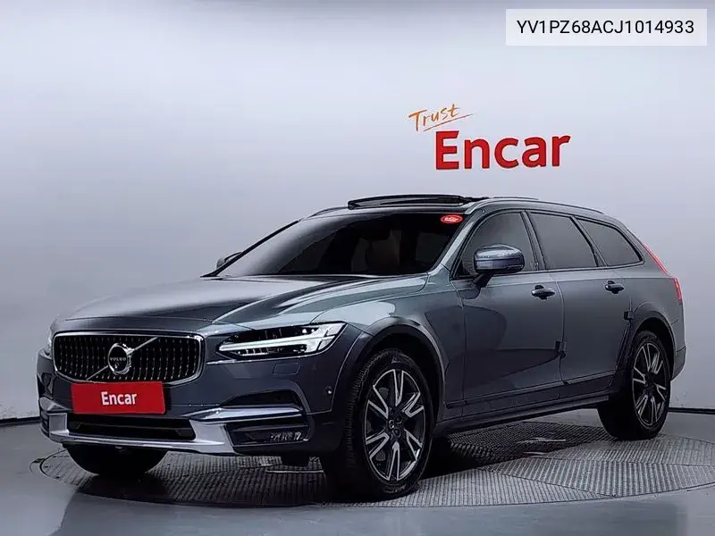 Volvo V90 2017 года выпуска