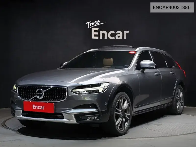 Volvo V90 2017 года выпуска
