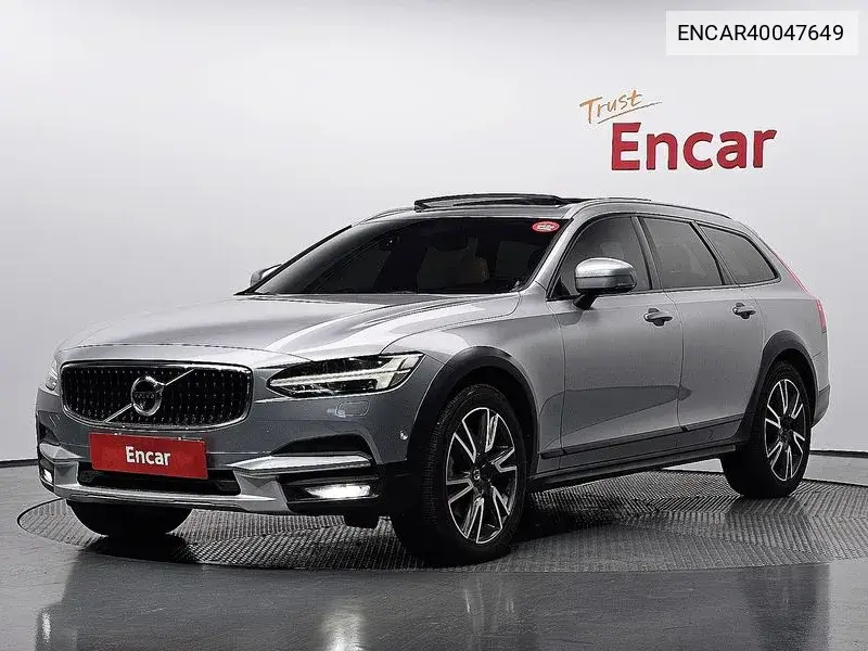 Volvo V90 2017 года выпуска