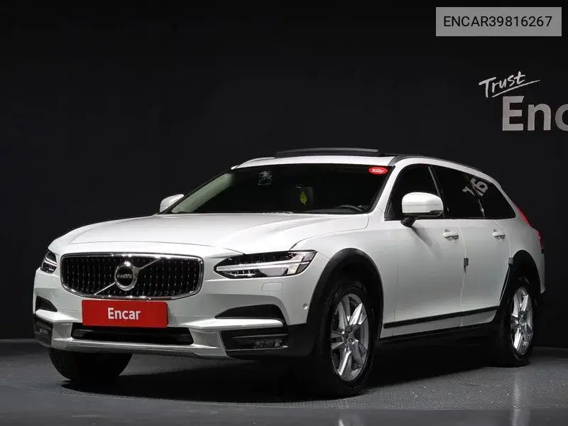 Volvo V90 2018 года выпуска