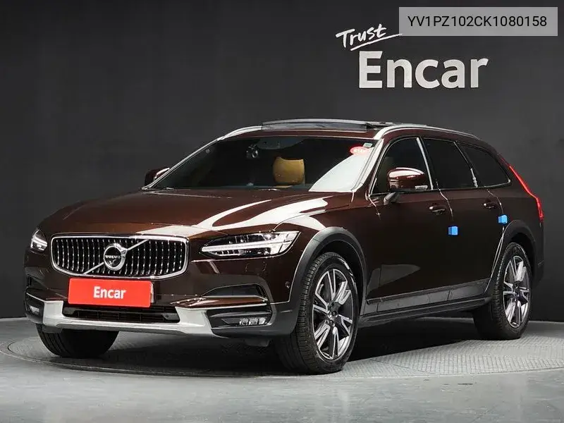 Volvo V90 2019 года выпуска