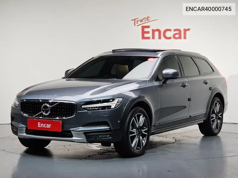 Volvo V90 2019 года выпуска