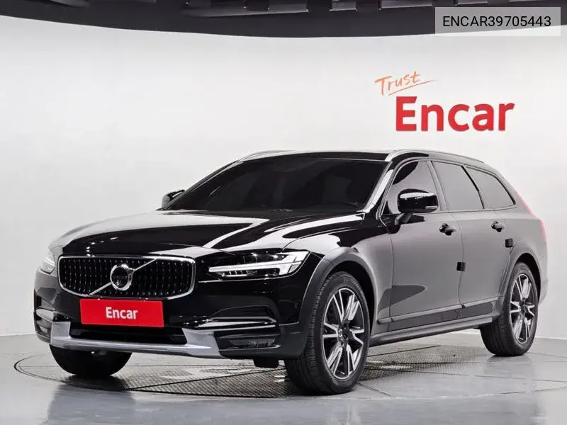 Volvo V90 2020 года выпуска
