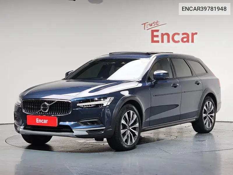 Volvo V90 2021 года выпуска