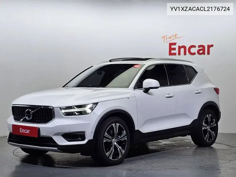 Volvo XC40 2019 года выпуска