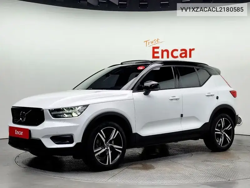 Volvo XC40 2019 года выпуска