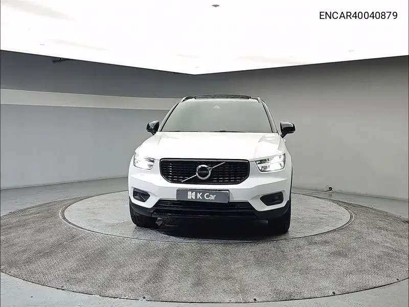 Volvo XC40 2020 года выпуска