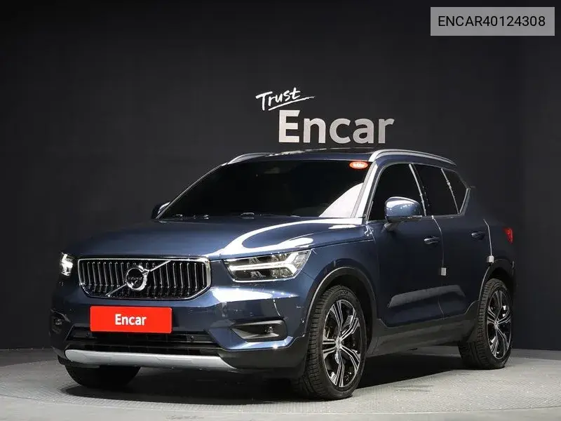 Volvo XC40 2020 года выпуска