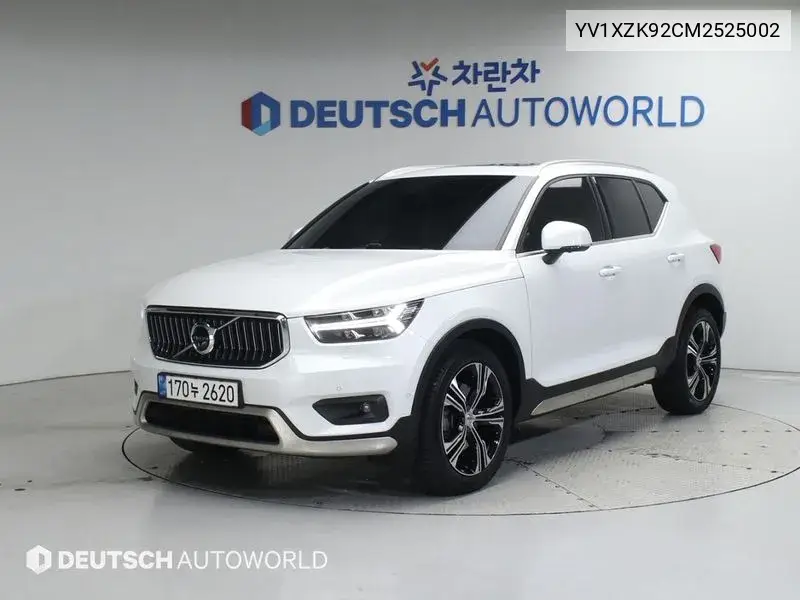 Volvo XC40 2021 года выпуска