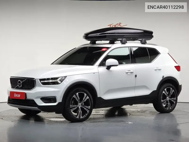 Volvo XC40 2022 года выпуска