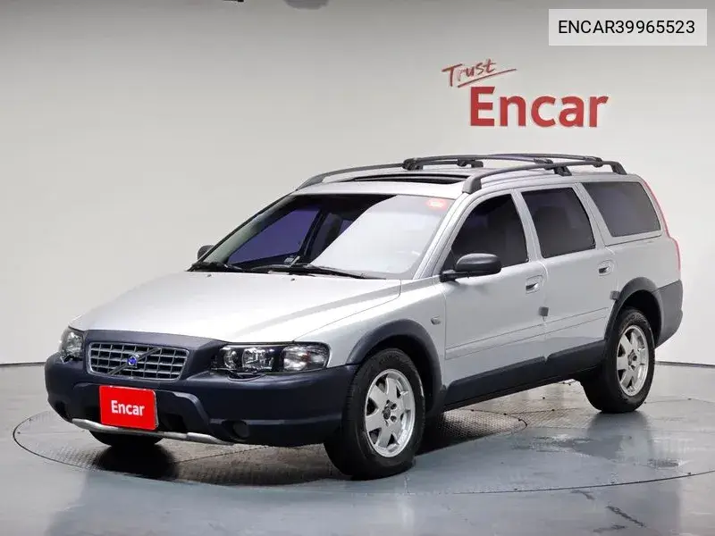 Volvo XC70 2004 года выпуска