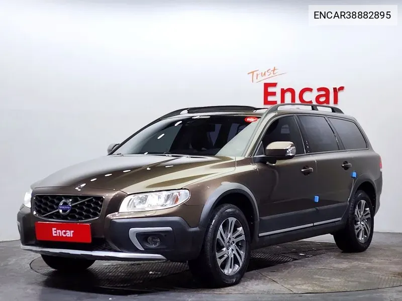 Volvo XC70 2015 года выпуска