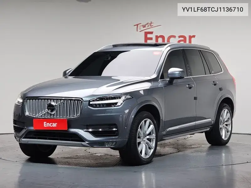 Volvo XC90 2018 года выпуска