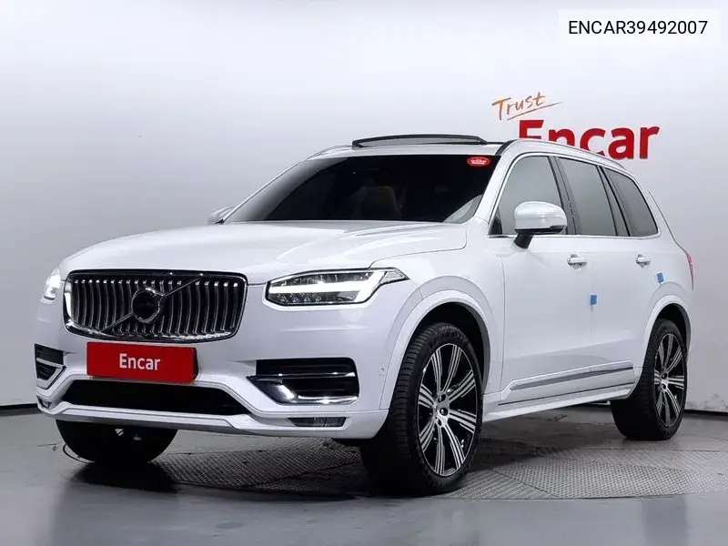 Volvo XC90 2023 года выпуска