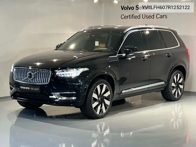 Volvo XC90 2024 года выпуска
